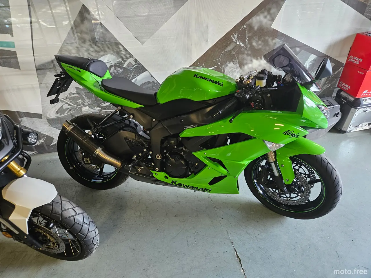 Kawasaki ZX