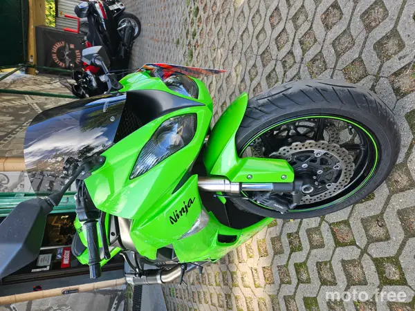 Kawasaki ZX 2010 Warszawa 22000 PLN
